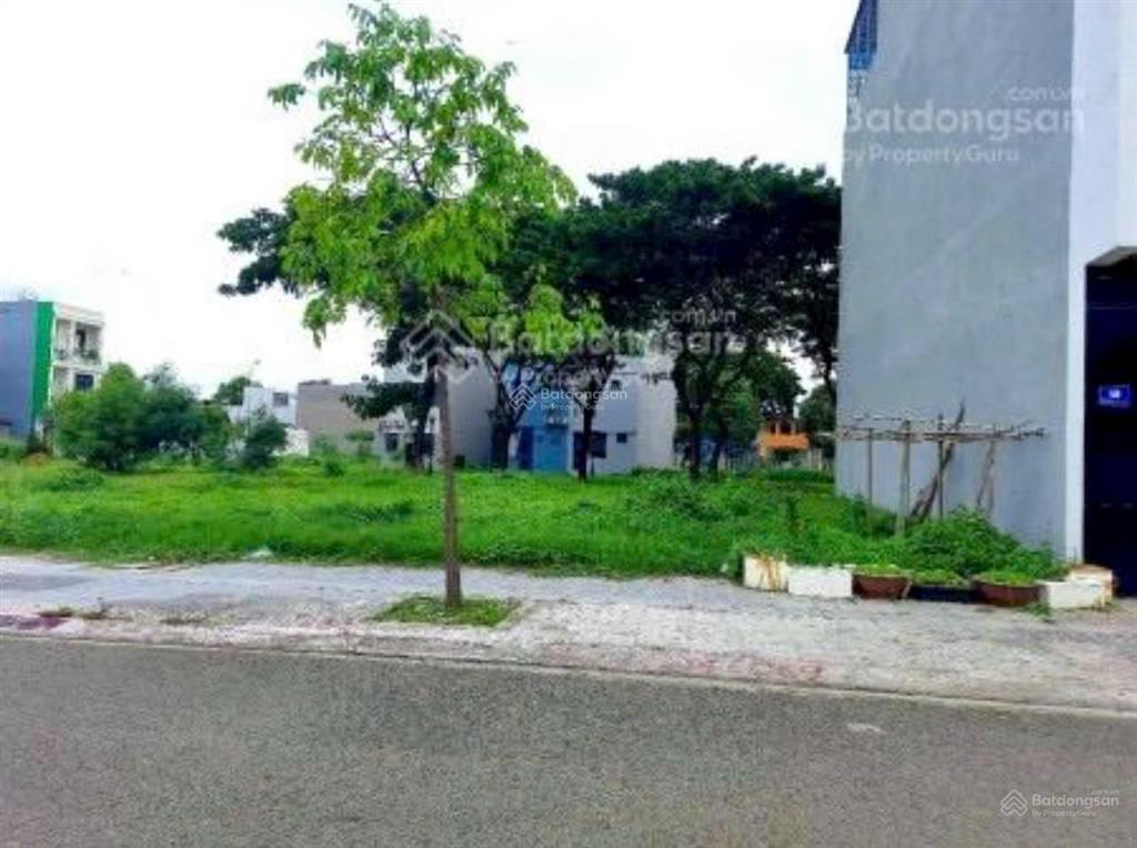 Chủ cần tiền bán gấp lô đất ở khu dân cư 68 90m2 mặt tiền đường hoàng phan thái giá 2tỷ4 shr