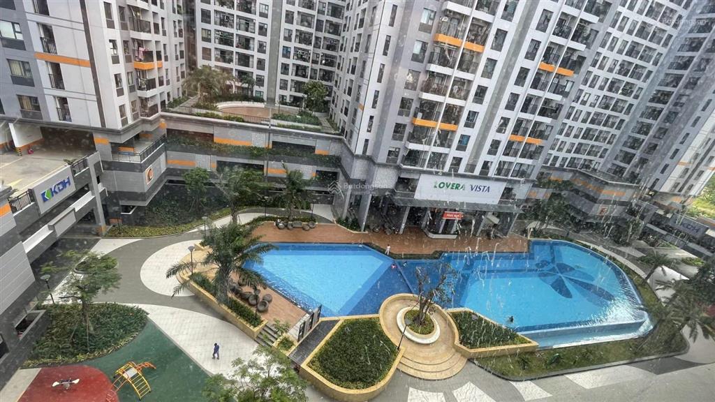 Chính chủ cần bán căn 2pn lầu 8 view cực vip