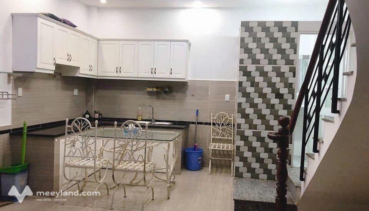 Phòng cho thuê giá chỉ 3.5tr (Ưu tiên nữ thuê) Giờ giấc tự do không chung chủ. LH: 093896ll23
