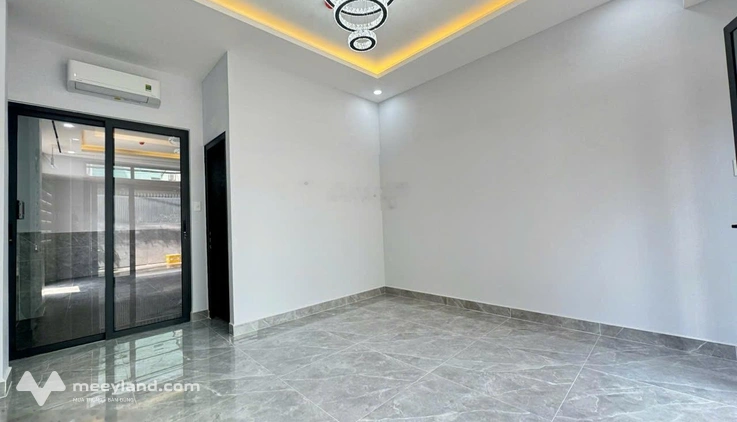 Cho thuê mặt bằng nhà mới lối đi riêng hẻm xe hơi khu Phan Xích Long - Phú Nhuận