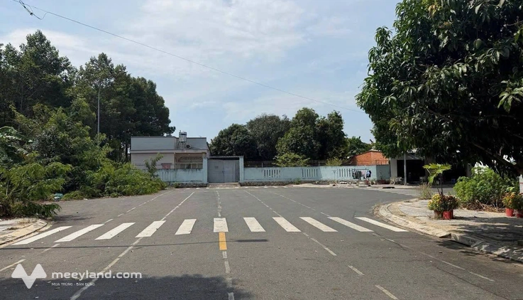 Đất vàng mặt tiền Nguyễn Thái Học, Bà Rịa, hướng Đông Nam cực đẹp