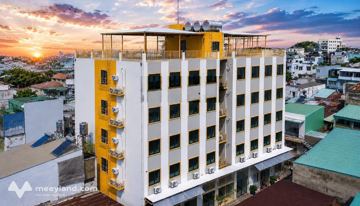 Duplex Cửa Sổ Trời Ngay ĐH Sư Phạm Kĩ Thuật UTE - Lê Văn Việt