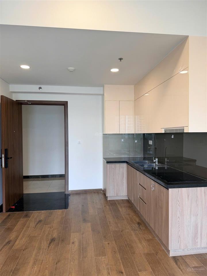 Hàng hiếm 60m2 có ban công đã có sổ hồng chỉ 3tỷ950