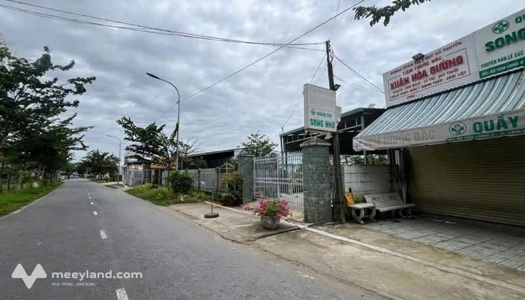 Nhà mặt tiền Nguyễn Văn Tư, Mỏ Cày Bắc, Bến Tre, 253m2, 4 phòng ngủ, giá 2,8 tỷ