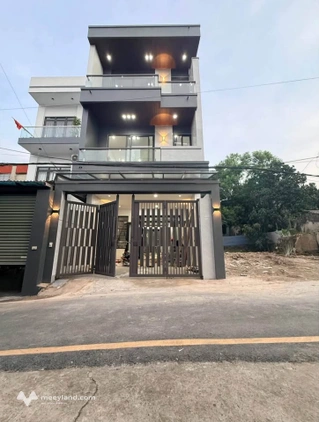 Nhà 3 tầng, gần GO, Thái Nguyên, 80m2, mặt tiền rộng 5m
