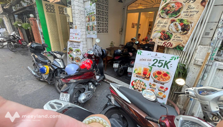 Sang quán ăn, cà phê đường Nguyễn Đình Chiểu giá 1** tr