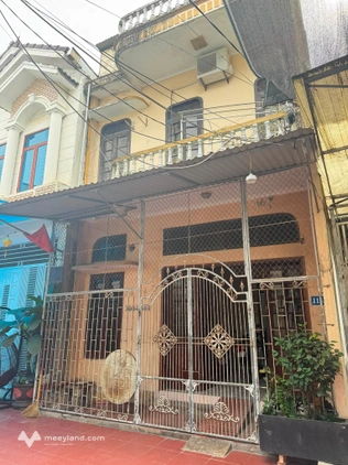 Bán nhà 2.5 tầng tại ngõ Trần Hưng Đạo, thành phố Vinh, diện tích 132m2, giá 5 tỷ