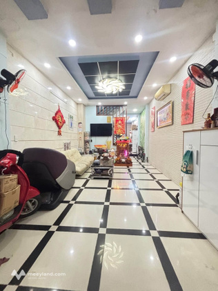 Nhà 3 tầng kiên cố hẻm xe hơi đường Lê Văn Quới, Bình Tân, giá 6,1 tỷ