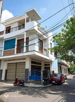 Bán nhà 3 tầng, 2 mặt tiền siêu thoáng tại Hoàng Quốc Việt, Quy Nhơn, giá 6,2 tỷ