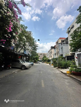 Nhà mặt tiền đường DC7 Tân Phú, hướng Đông Nam vượng khí