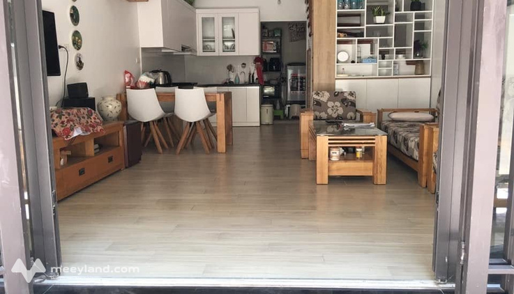Nhà đẹp Ngọc Khánh, 5 tầng, 3 phòng ngủ, sát Vin Giảng Võ