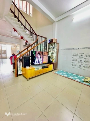 Bán nhà mặt tiền khu Bàu Cát, 4m x 18m, 4 tầng kinh doanh cho thuê tốt