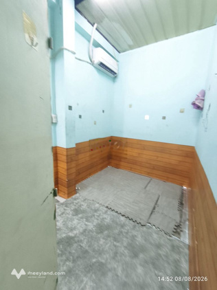 Hẻm xe hơi, p lâu 1 máy lạnh,wx trongphòng gần hẻm205 cáchmạng tháng 8