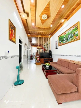 Nhà đẹp tại khu công viên Đức Trọng, diện tích 100,75m2, giá 2,3 tỷ