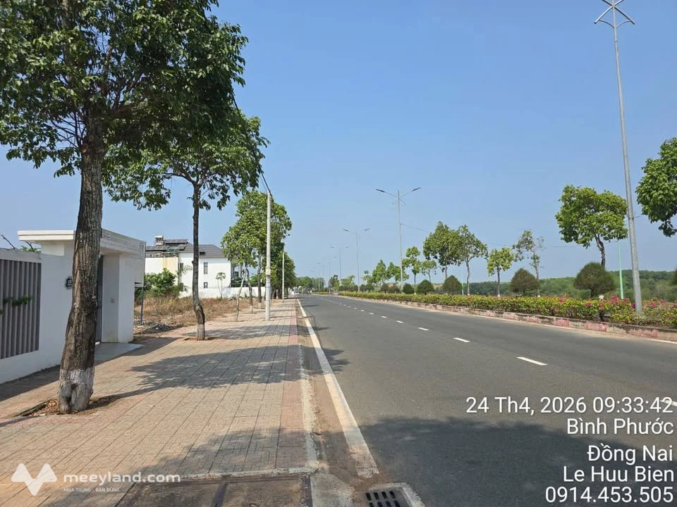 Đất nền view hồ thơ mộng, đối diện công viên Suối Cam