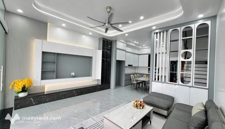 Chốt ngay nhà 3 tầng, xinh xắn tại trung tâm An Dương, full nội thất xịn