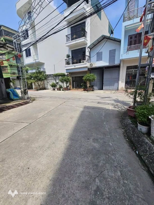 Siêu phẩm lô góc Phúc Am, Duyên Thái, Ngọc Hồi, ô tô tải đỗ cửa