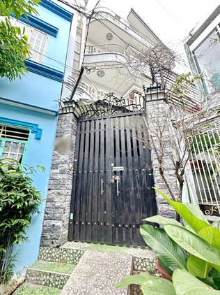 Nhà 3 lầu 8m x 15m đường Phạm Thế Hiển, Bùi Minh Trực, Quận 8
