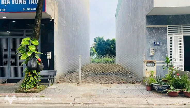 Đất nền mặt tiền Lê Thị Bạch Vân, Bà Rịa, 100m2 thổ cư