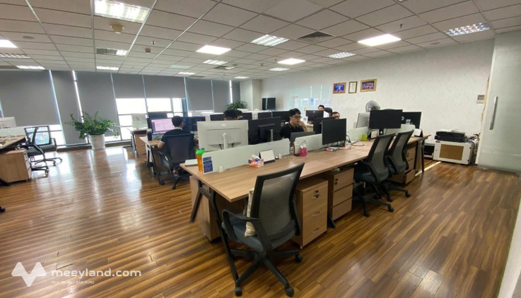 Nhượng sàn Handico Phạm Hùng, 145m2, sẵn nội thất, vào việc luôn