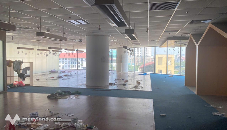 Cho thuê văn phòng toà nhà Mường Thanh bán đảo Linh Đàm 80m2, giá 150 nghìn/m2/th