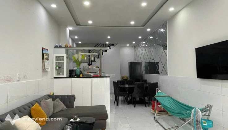 Cho thuê nhà nguyên căn Nguyễn Thị Thập, Quận 7, vị trí cực đẹp, giá 12.5 triệu/tháng