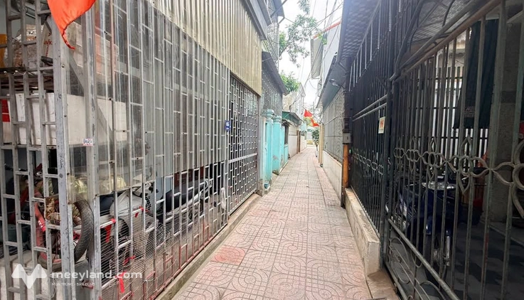 Bán nhà 53.3m², 2 tầng 1 tum, 2 phòng ngủ, hướng Bắc tại ngõ 90 Đội Cung, thành phố Vinh