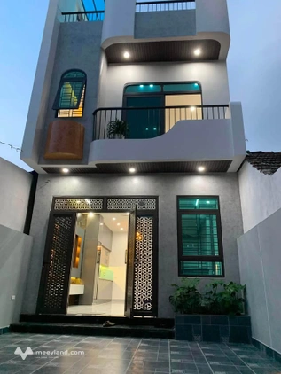 Bán nhà 3 tầng 122m2, mặt tiền 5m tại đường Điện Biên, thành phố Nam Định