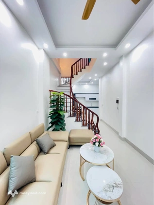 Bán nhà Trần Lãm, lô góc 3 tầng, 42m2, 3 ngủ, hướng Đông Nam