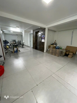 Chia sẻ văn phòng 60m2, có thang máy, đủ nội thất LH: 0985643750