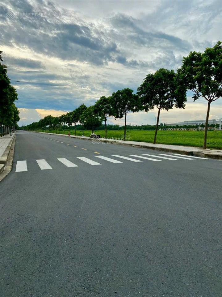 Bán đất cụm công nghiệp phường khánh hậu tây ninh 24000m2