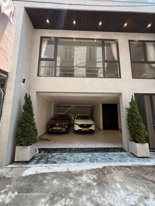 Nhà phân lô Nguyễn Sơn 86m2, 7 tầng, thang máy, gara ô tô