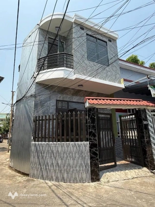 Nhà 2 tầng, 2 mặt kiệt Tôn Đức Thắng, gần Đại học Sư Phạm