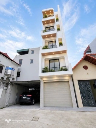Nhà 6 tầng, thang máy Cổ Linh, ô tô ngủ trong nhà, cực phẩm Long Biên