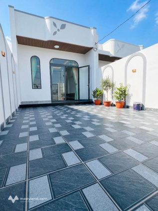 Nhà cấp 4 Bá Đạo 5m x 40m, 3 phòng ngủ, hẻm xe hơi, chỉ 1,49 tỷ, thoáng mát như mở cửa sổ tâm hồn