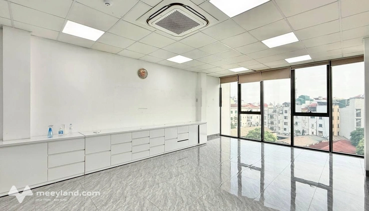 Cho thuê văn phòng Hoàng Văn Thái 114m - 20 triệu/tháng