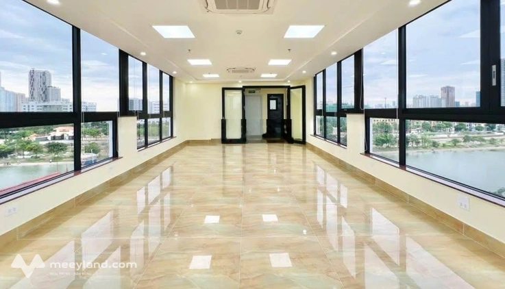 Cho thuê văn phòng 60m2 Huỳnh Văn Bánh giá chỉ 13 triệu