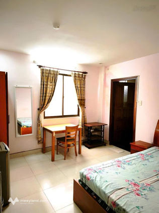 Cho thuê phòng 20m2 cao cấp CMT8, Q.3 (giá: 3,5tr/tháng0919557669cô Nga chủ)