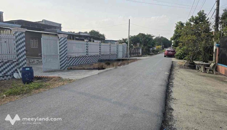 Cho thuê đất trống dài hạn gần vđ3 dt: 1100m2