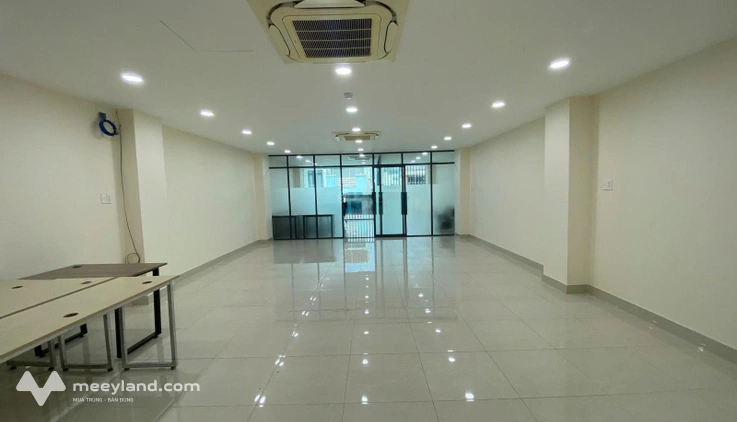 Cho thuê văn phòng 120m2 Nguyễn Văn Trỗi giá chỉ từ 21 triệu