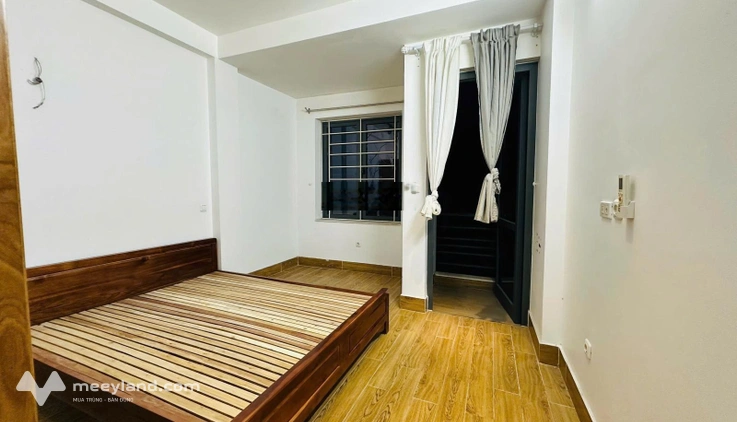 Cho thuê phòng trọ 256 phố Đê La Thành gần ĐH Văn Hoá, 45m2 full đồ, giá 8 triệu/tháng