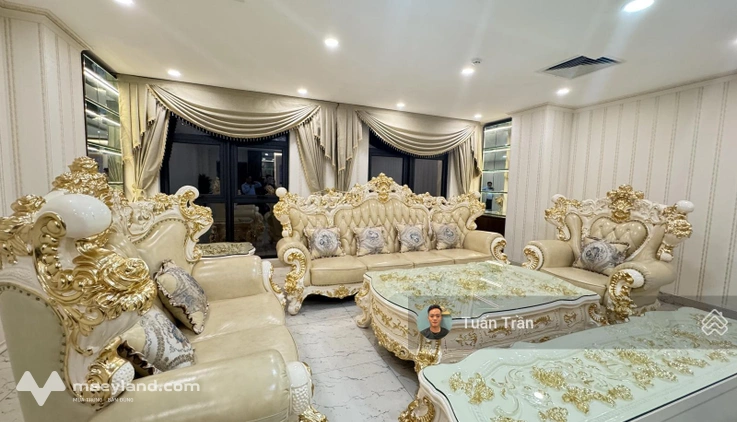 Cho thuê tòa VP 2000m2 DTSD, hầm 7 lầu trống suốt. 458m2/sàn. Full NT văn phòng. Giá 550tr/tháng