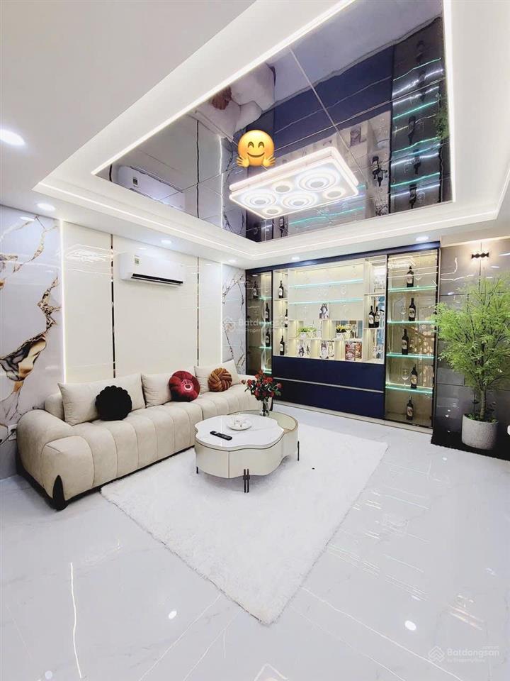Cô thanh bán gấp đi định cư nước ngoài thành thái p14 q10. 3,870 tỷ/ 75,2m². gần bv nhi đồng 1