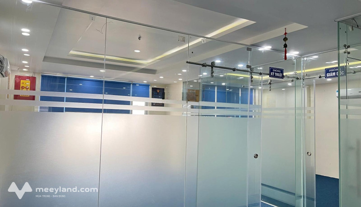 Cho thuê văn phòng tại khu A Geleximco có hầm để xe, thang máy đầy đủ