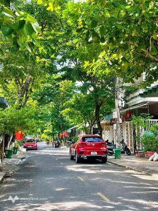Nhà mặt tiền Nguyễn Hiền, Sơn Trà, vẻ đẹp cổ điển, vị trí đắc địa