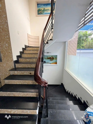 Nhà phố trống suốt cho thuê làm cty, vp tại Phú Thuận