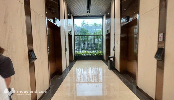 Cho thuê văn phòng tòa nhà The Ninety Complex 90 Đường Láng diện tích 150m2 giá 200k/m2