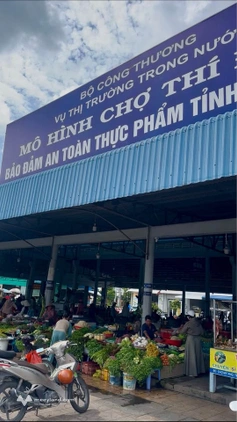 Nhà phố mặt chợ Mỹ Phú, Cao Lãnh, diện tích 76,5m2