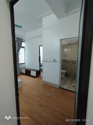 Studio 2 - 3 phòng ngủ (trung tâm Hà Đông, thang máy, bếp + WC riêng biệt)