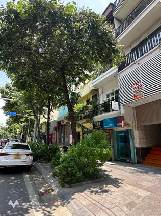 70m, 16 triệu, cho thuê cửa hàng mặt phố Huế, đẹp luôn, khu buôn bán sầm uất, 0986220001